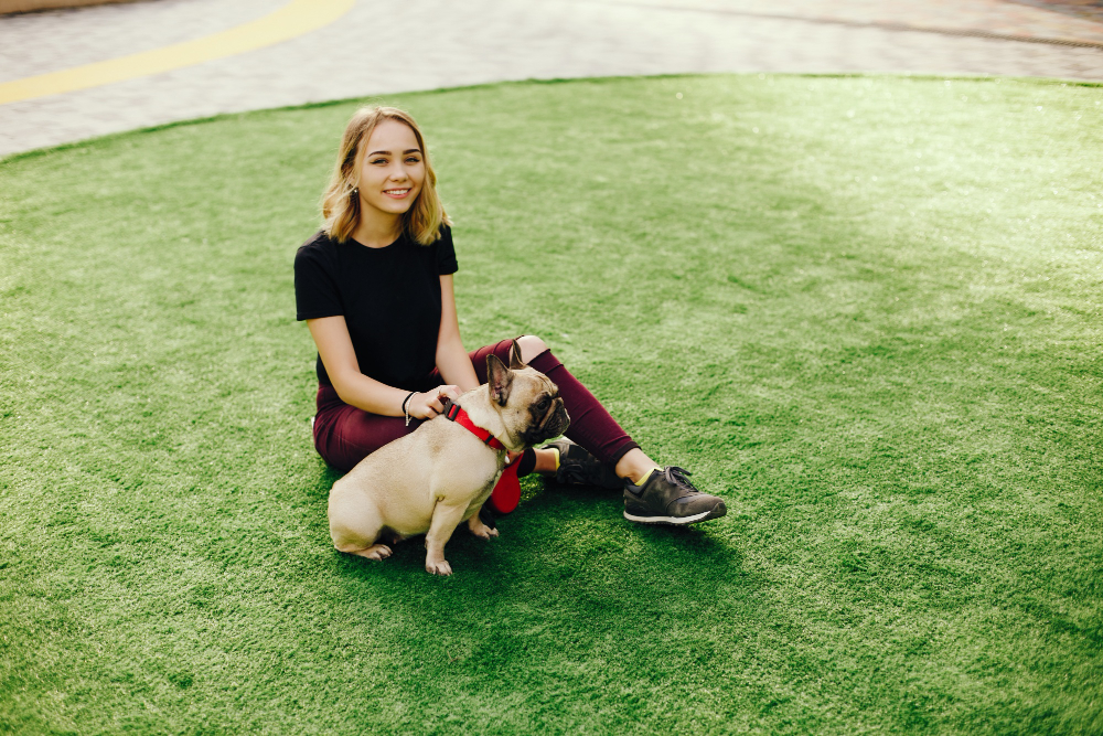 How to Install Artificial Turf at a Dog Park